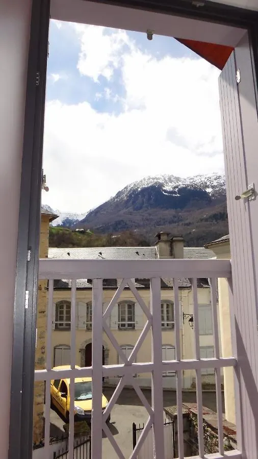 Great House In Center Of Luz St Sauveur Villa Luz-Saint-Sauveur France